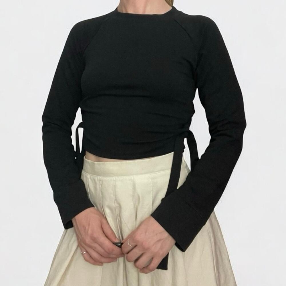 Astonishing Power Black Cropped Lace Side Long Sleeve Top